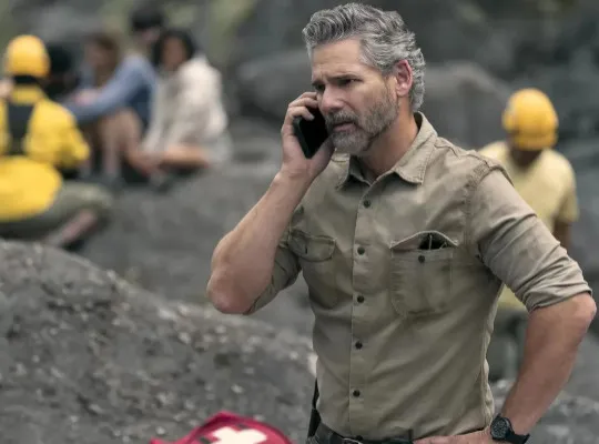O thriller "No Meio do Nada", estrelado por Eric Bana, é renovado para a segunda temporada.